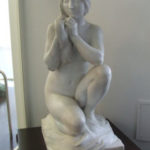 Statue jeune fille