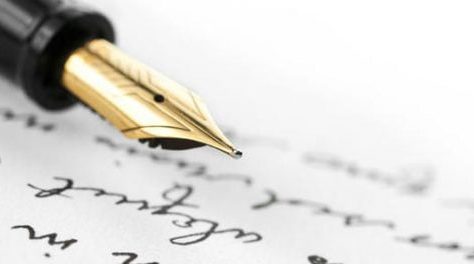 stylo plume avec ecriture